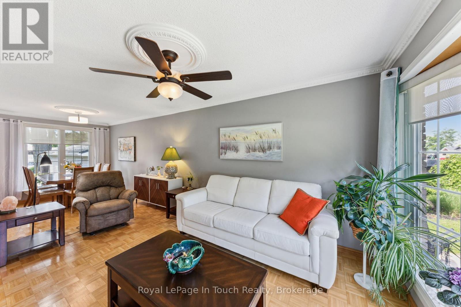 












20 PAYETTE DRIVE

,
Penetanguishene,




Ontario
L9M1H4

