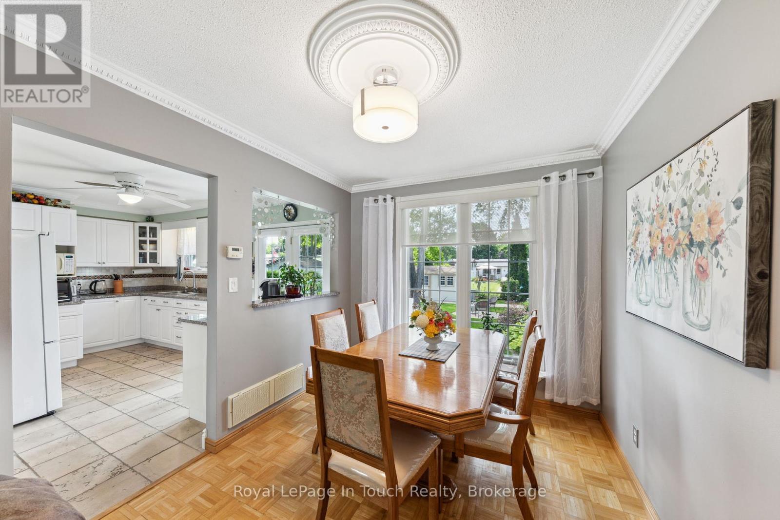 












20 PAYETTE DRIVE

,
Penetanguishene,




Ontario
L9M1H4

