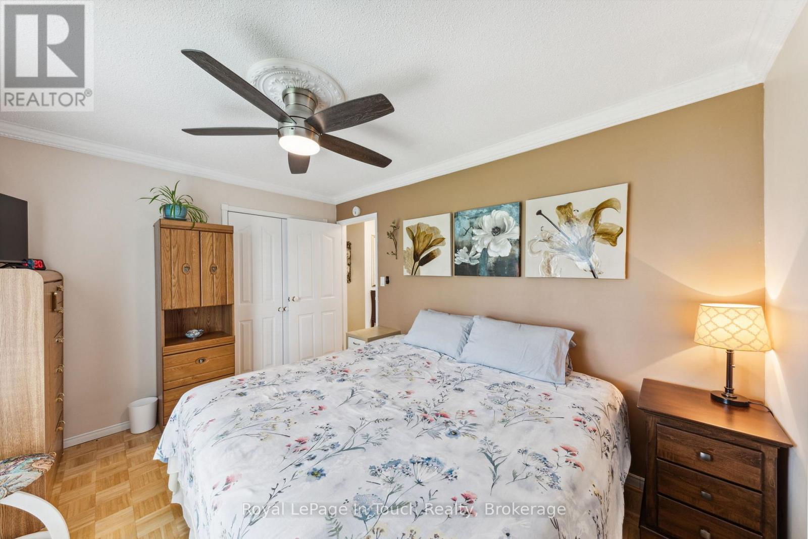 












20 PAYETTE DRIVE

,
Penetanguishene,




Ontario
L9M1H4

