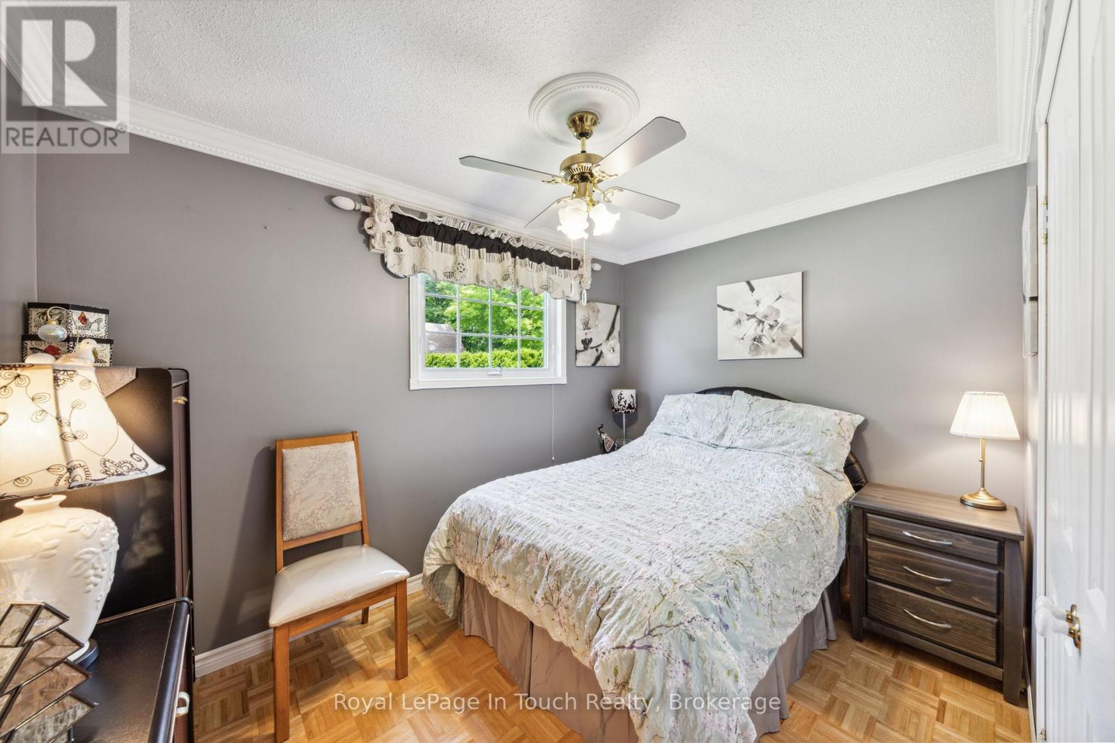 












20 PAYETTE DRIVE

,
Penetanguishene,




Ontario
L9M1H4

