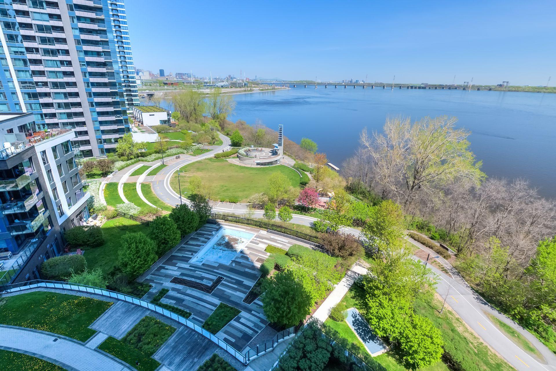 









299


Rue de la Rotonde

, 909,
Montréal (Verdun/Île-des-Soeurs),




QC
H3E0C6

