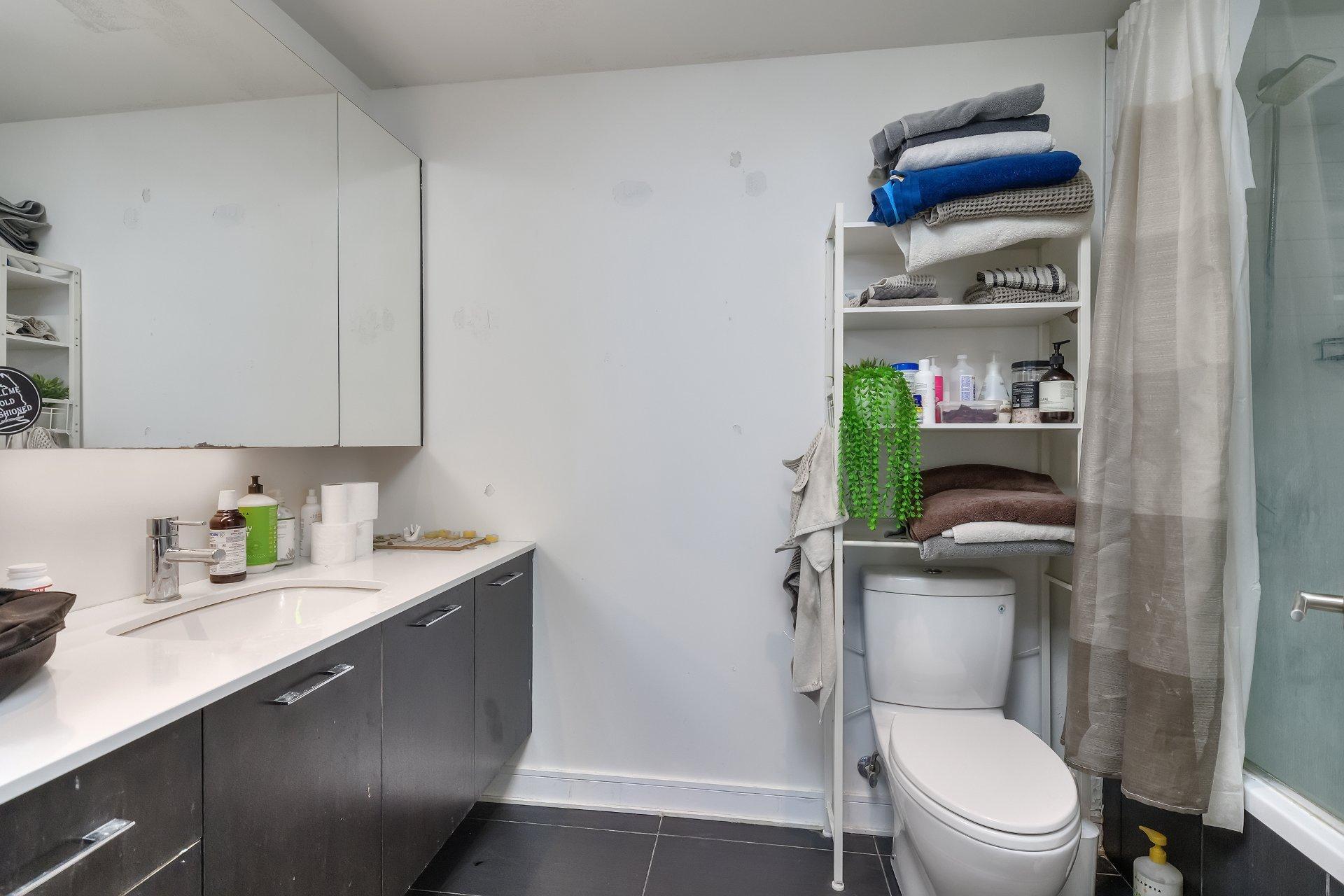 









299


Rue de la Rotonde

, 909,
Montréal (Verdun/Île-des-Soeurs),




QC
H3E0C6

