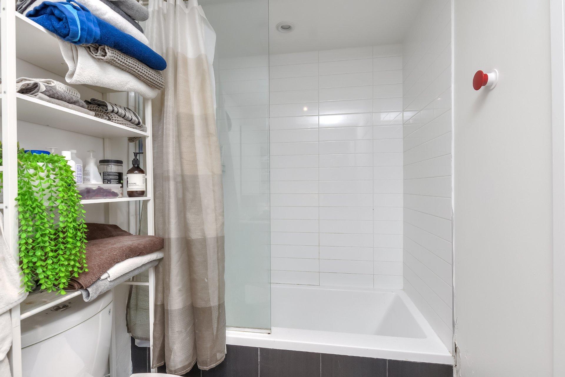 









299


Rue de la Rotonde

, 909,
Montréal (Verdun/Île-des-Soeurs),




QC
H3E0C6

