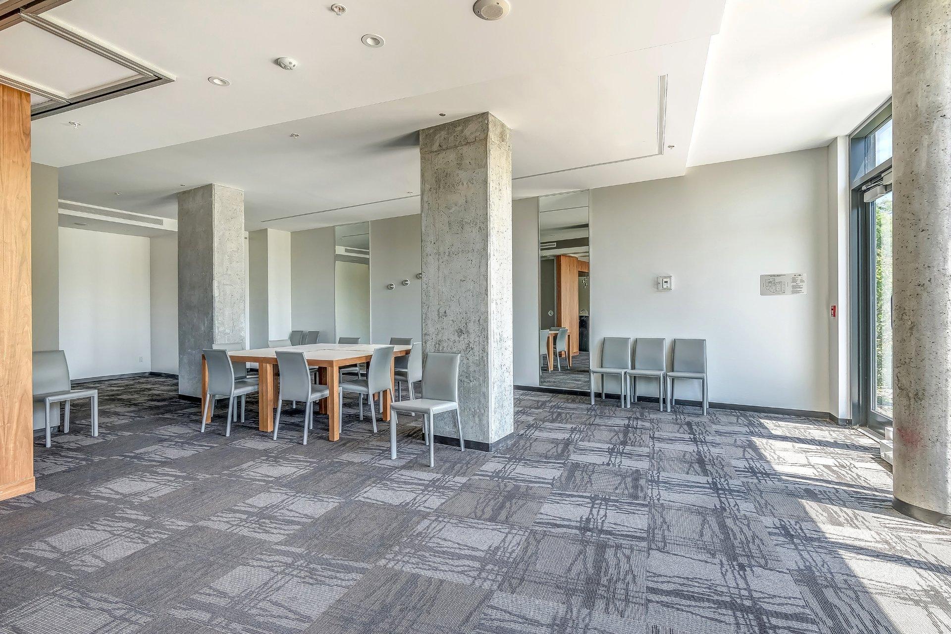 









299


Rue de la Rotonde

, 909,
Montréal (Verdun/Île-des-Soeurs),




QC
H3E0C6

