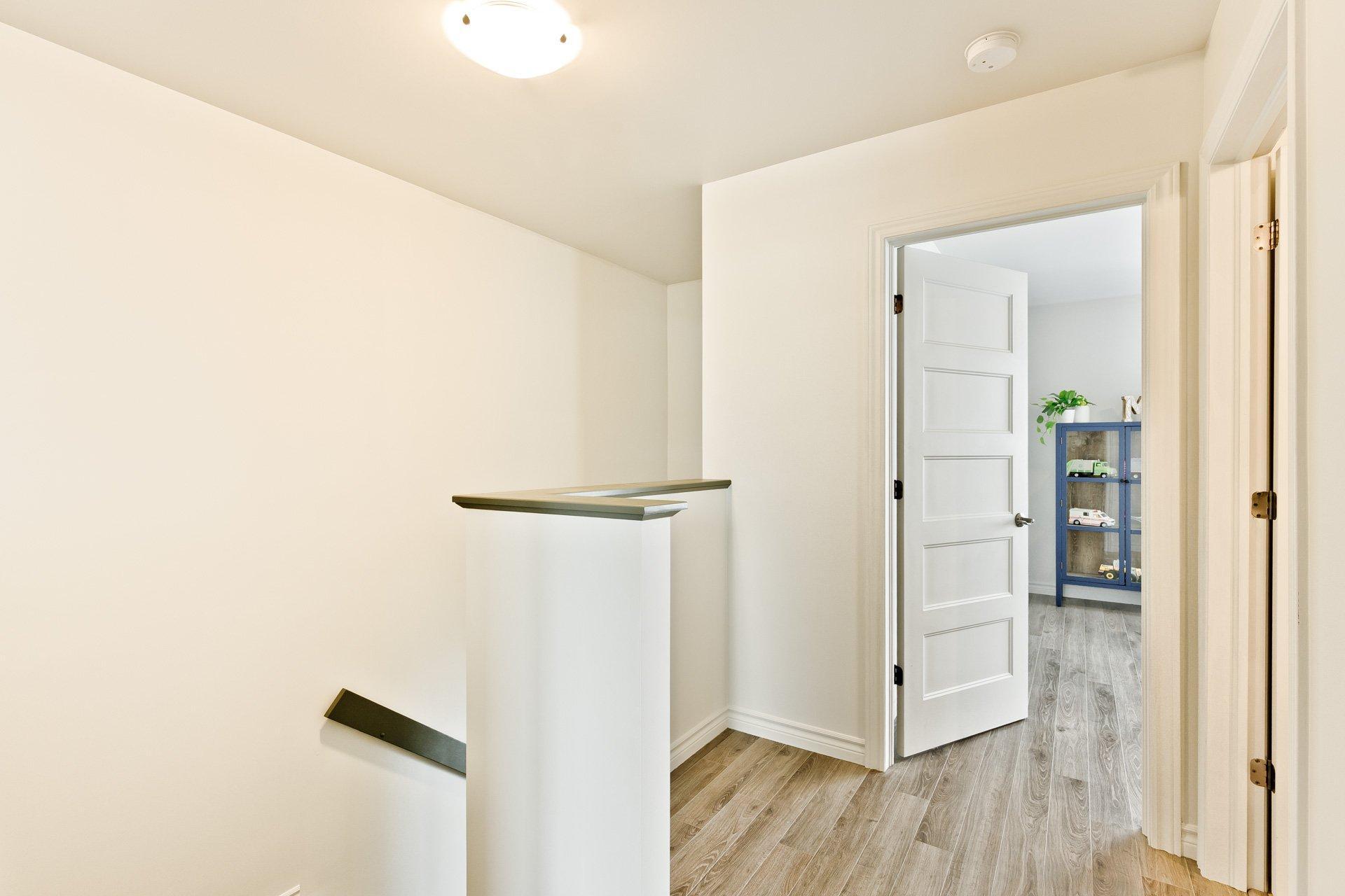 









1068


Rue Glaucos

,
Sherbrooke (Brompton/Rock Forest/Saint-Élie/Deauville),




QC
J1R0W4

