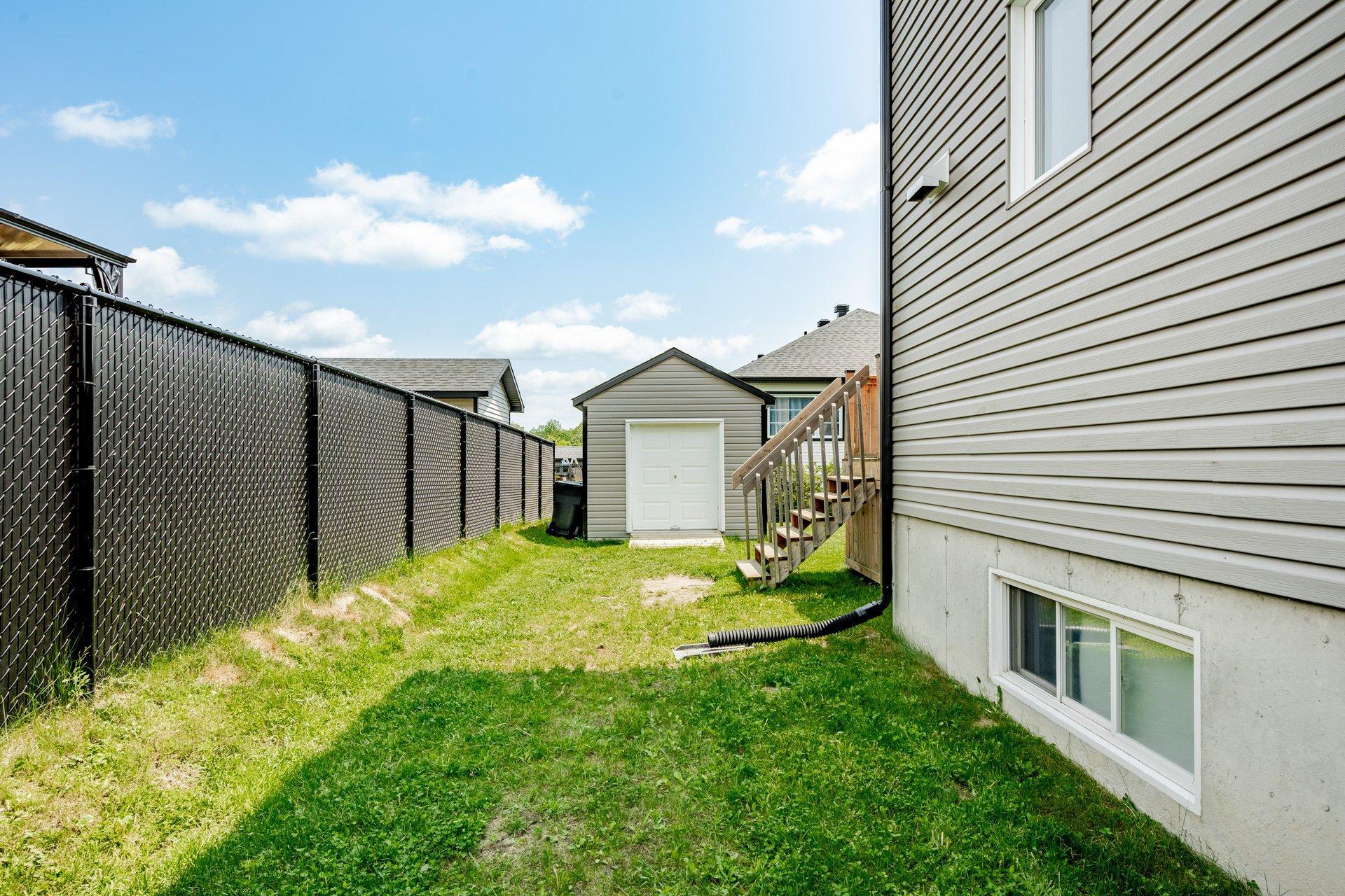 









1068


Rue Glaucos

,
Sherbrooke (Brompton/Rock Forest/Saint-Élie/Deauville),




QC
J1R0W4


