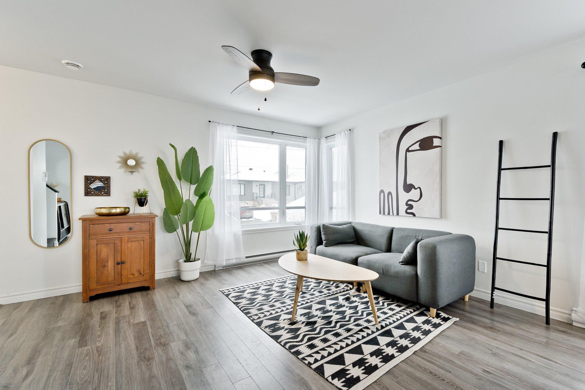 









1068


Rue Glaucos

,
Sherbrooke (Brompton/Rock Forest/Saint-Élie/Deauville),




QC
J1R0W4

