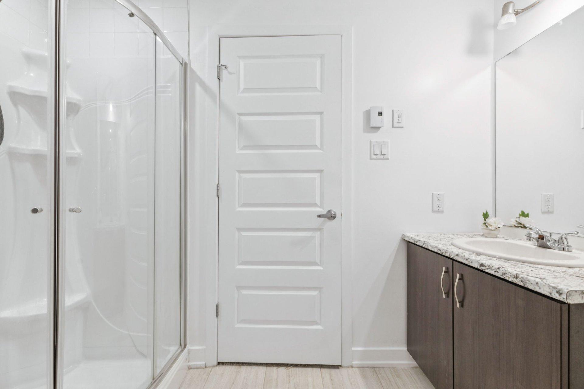 









91


Rue Jacques-Joubert

,
Gatineau (Buckingham),




QC
J8L0Y5

