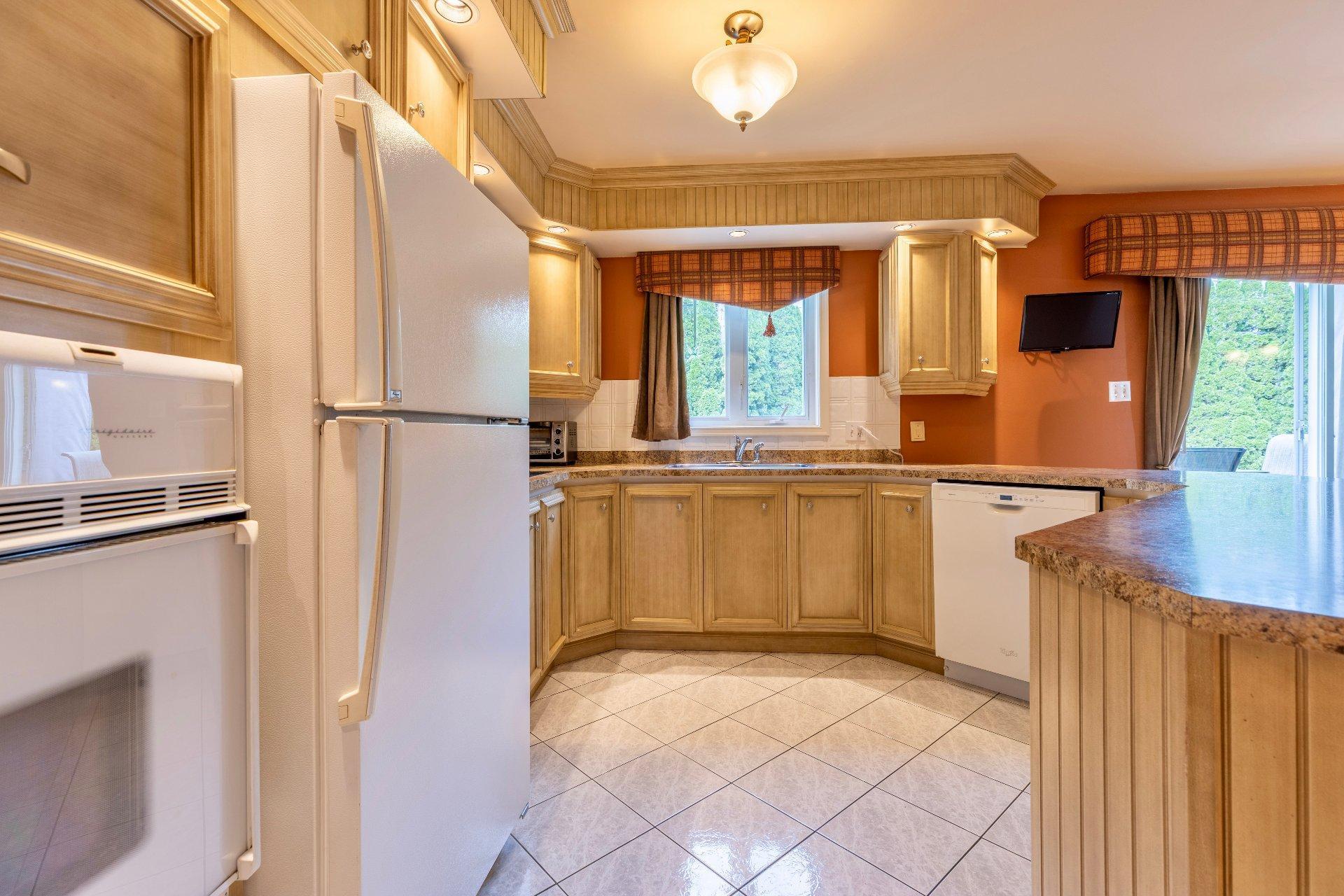 









80


Rue Pascal

,
Notre-Dame-de-l'Île-Perrot,




QC
J7W1Y7

