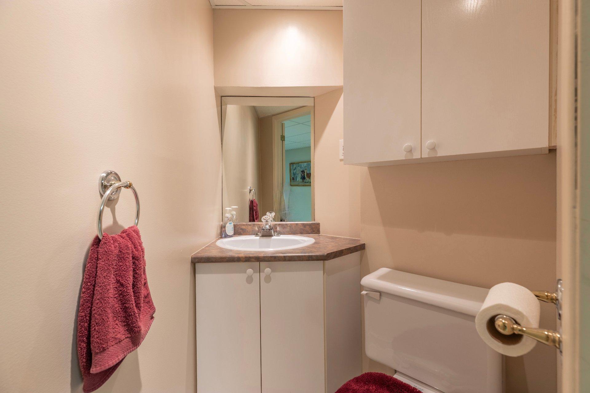 









80


Rue Pascal

,
Notre-Dame-de-l'Île-Perrot,




QC
J7W1Y7

