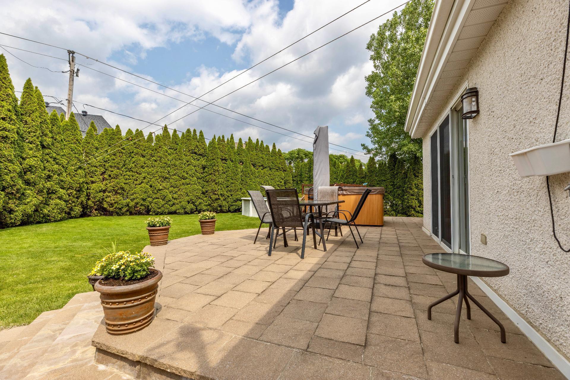 









80


Rue Pascal

,
Notre-Dame-de-l'Île-Perrot,




QC
J7W1Y7

