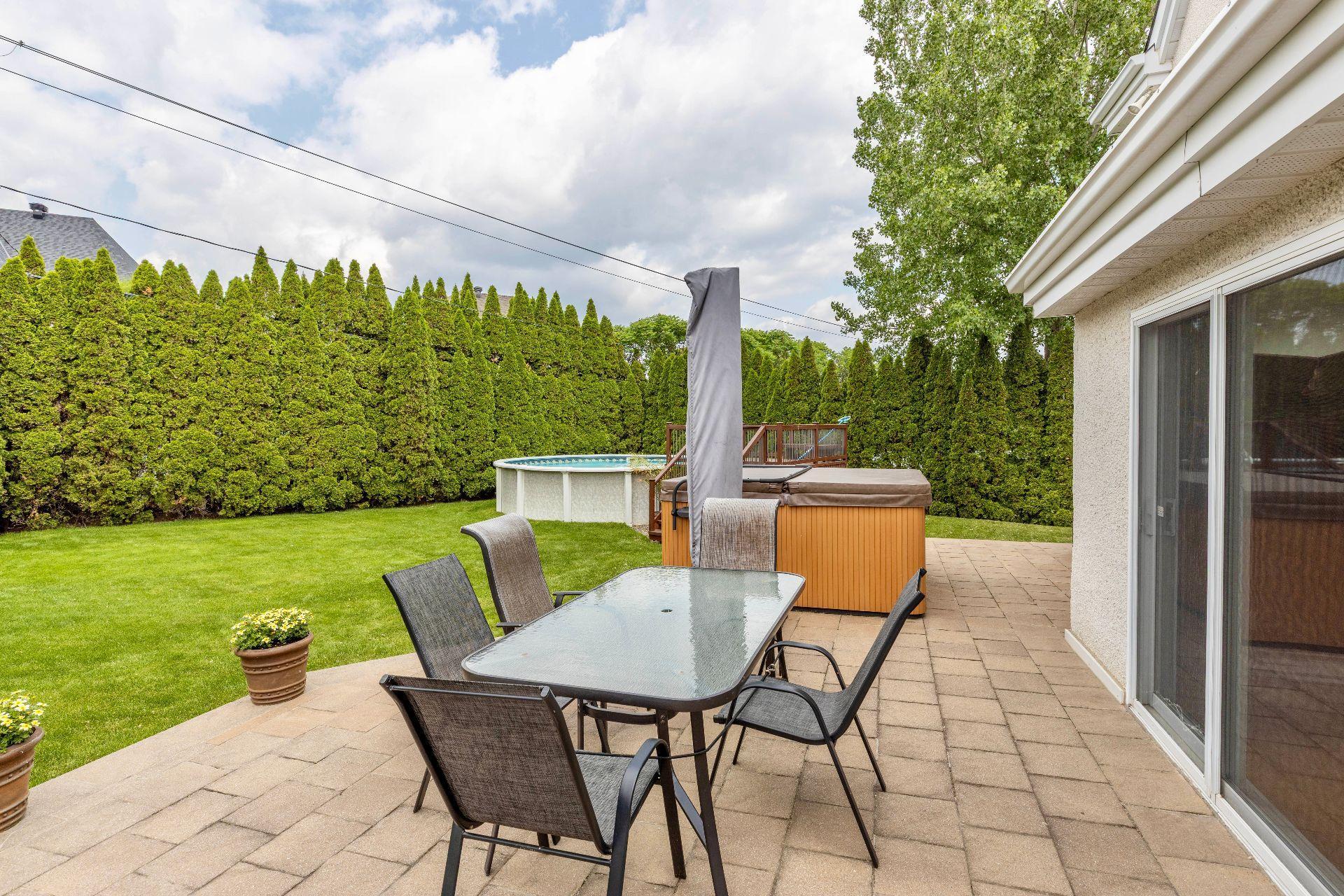 









80


Rue Pascal

,
Notre-Dame-de-l'Île-Perrot,




QC
J7W1Y7

