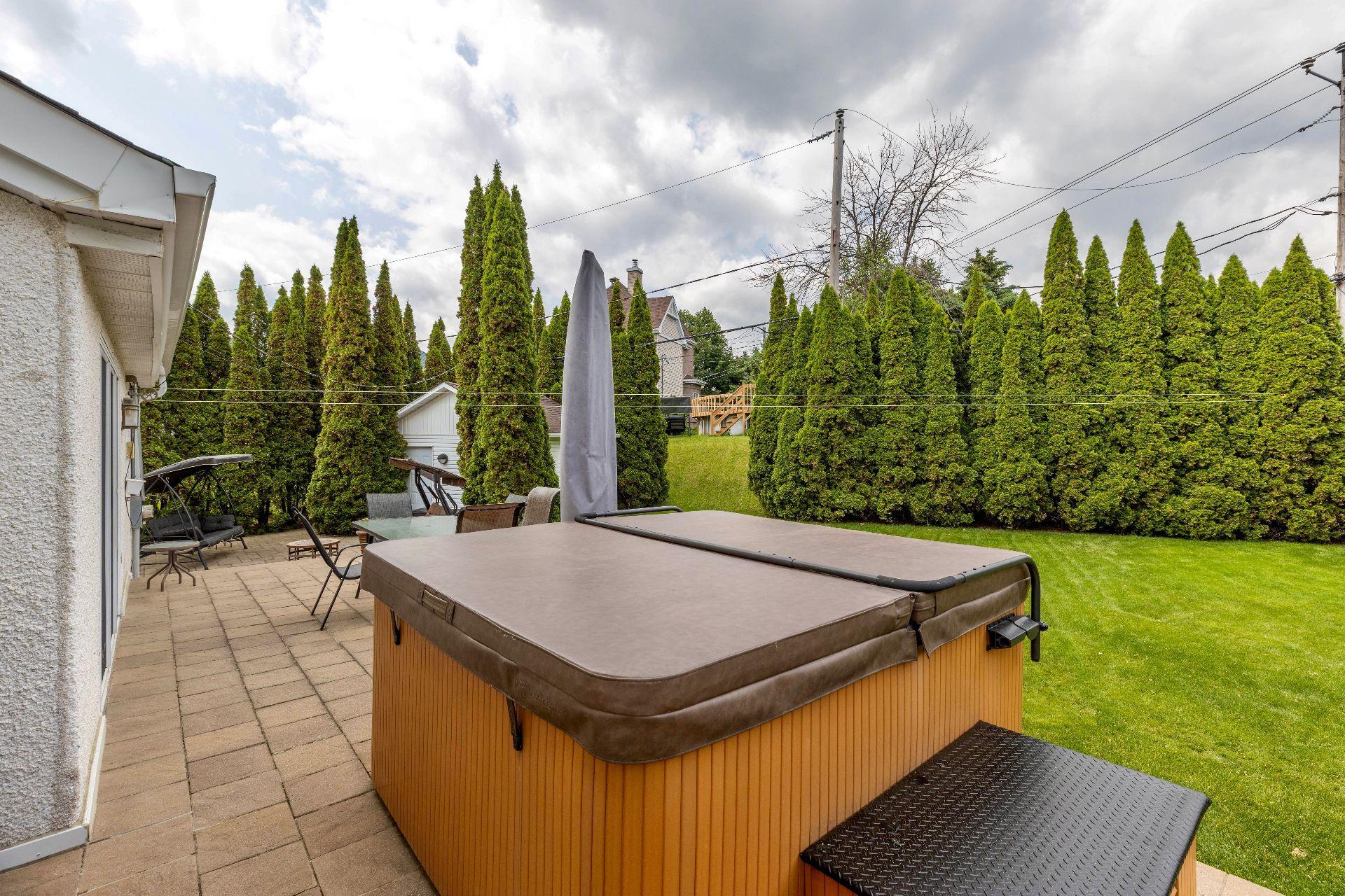 









80


Rue Pascal

,
Notre-Dame-de-l'Île-Perrot,




QC
J7W1Y7

