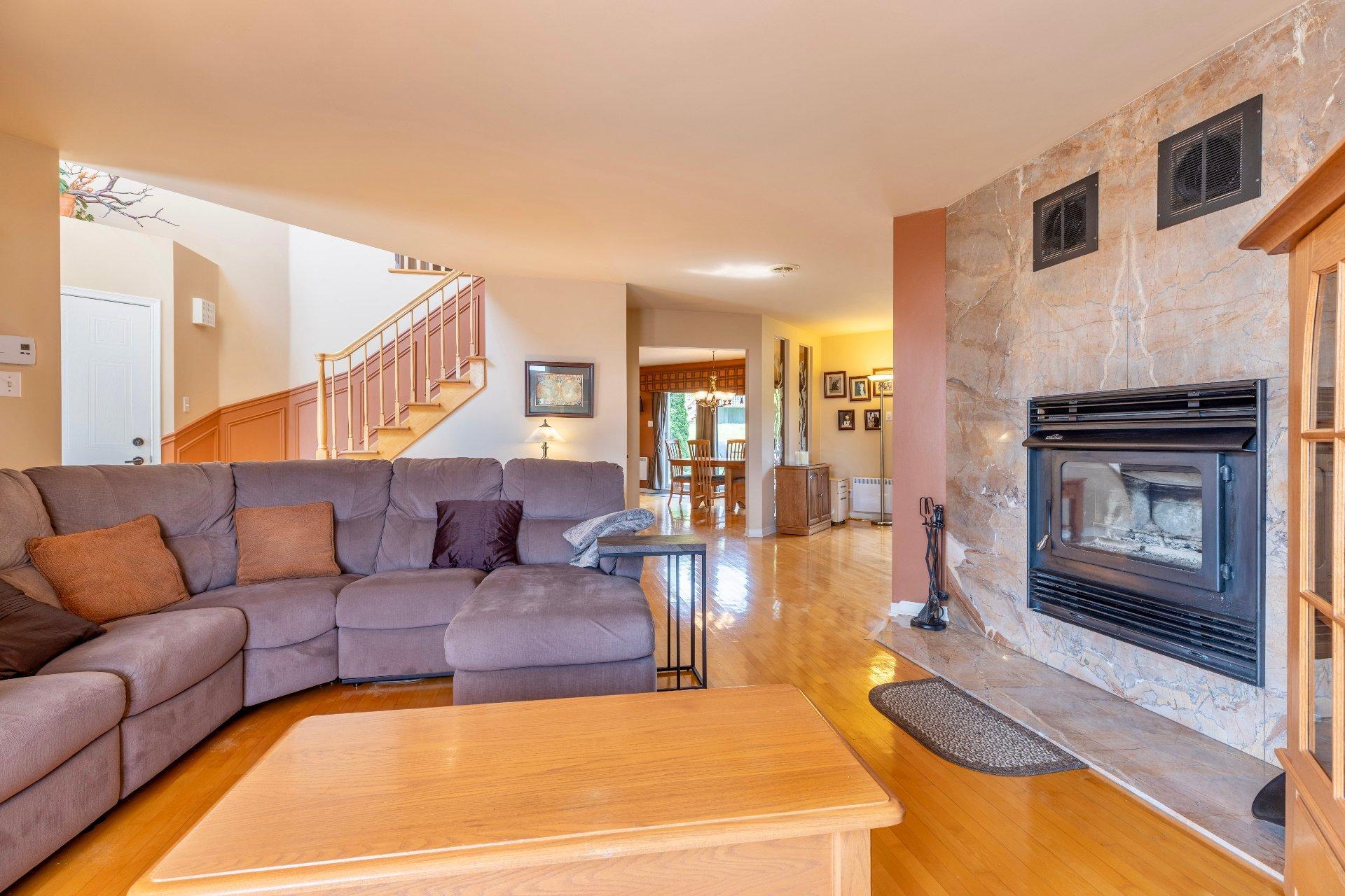 









80


Rue Pascal

,
Notre-Dame-de-l'Île-Perrot,




QC
J7W1Y7


