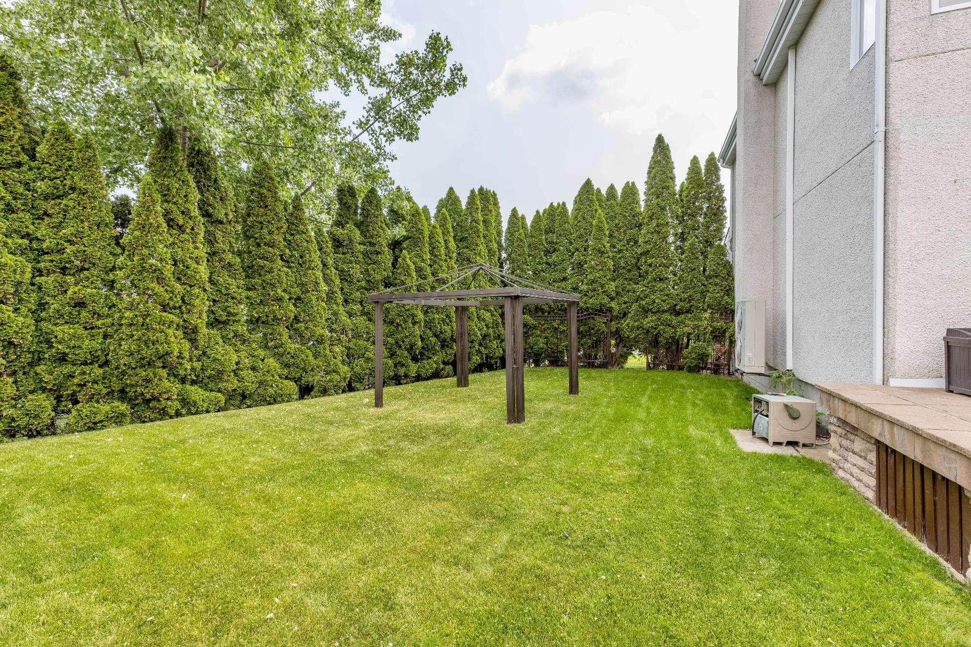 









80


Rue Pascal

,
Notre-Dame-de-l'Île-Perrot,




QC
J7W1Y7

