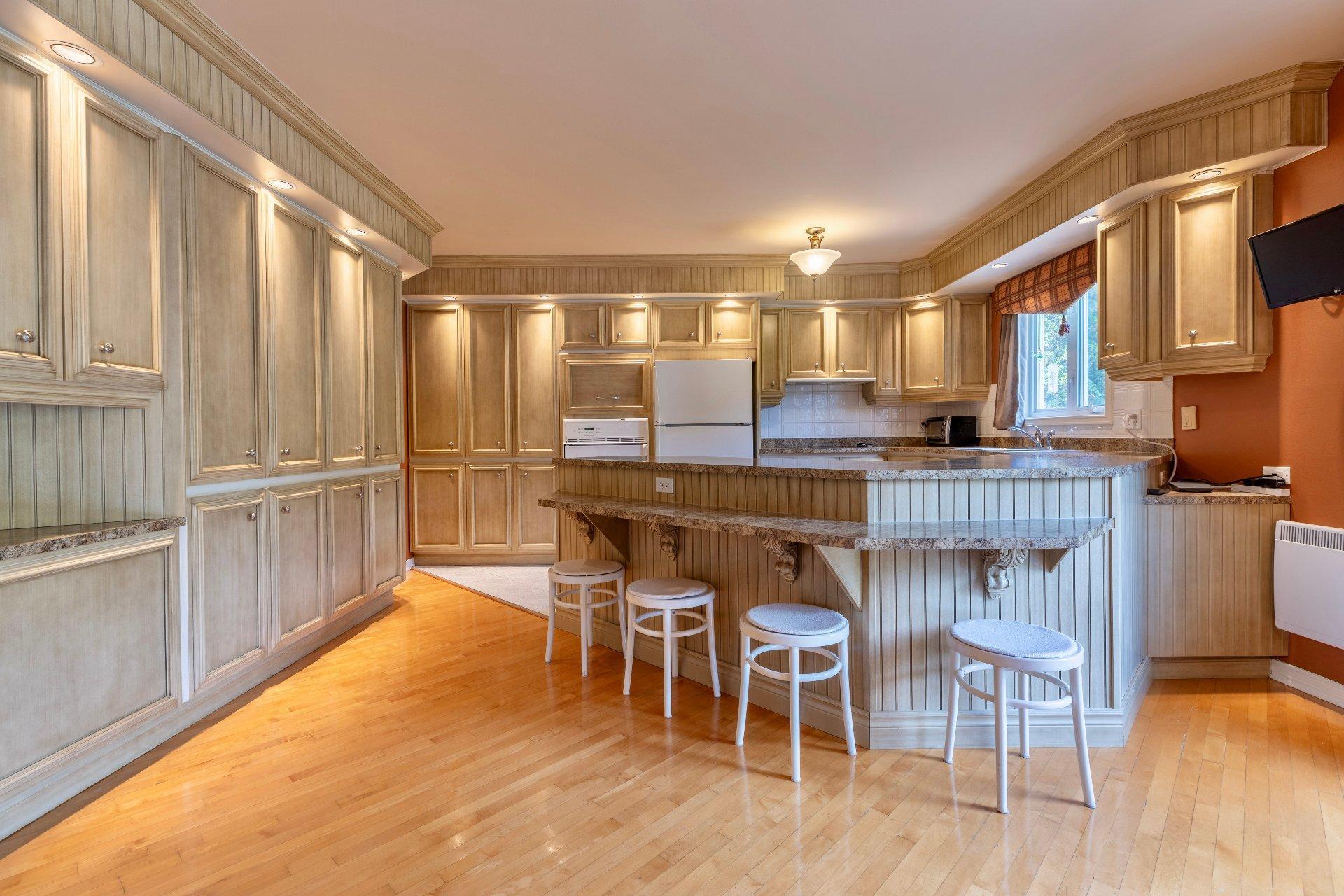 









80


Rue Pascal

,
Notre-Dame-de-l'Île-Perrot,




QC
J7W1Y7

