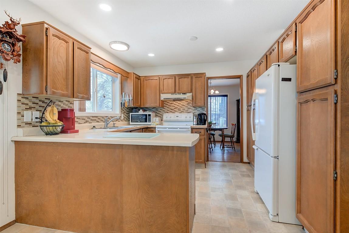 









1370


Springfield

Road,
Kelowna,




BC
V1Y 5V1


