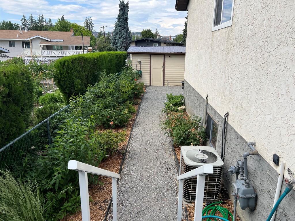 









1370


Springfield

Road,
Kelowna,




BC
V1Y 5V1

