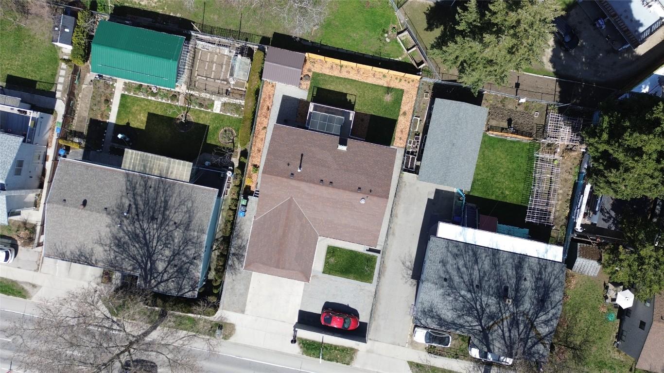 









1370


Springfield

Road,
Kelowna,




BC
V1Y 5V1

