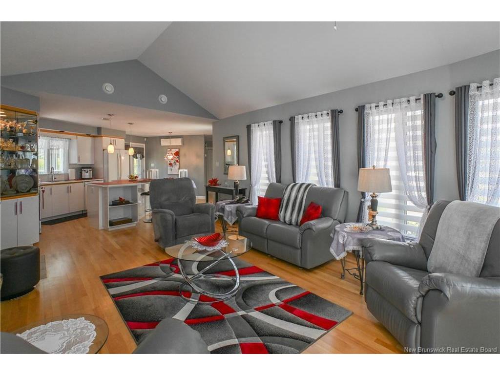 









3353


rue Centenaire

ST,
Tracadie,




NB
E1X 1A6

