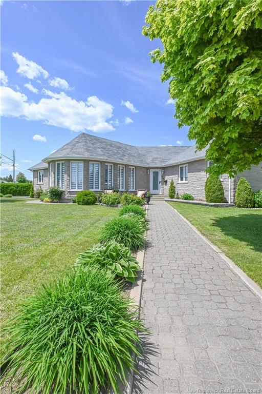 









3353


rue Centenaire

ST,
Tracadie,




NB
E1X 1A6

