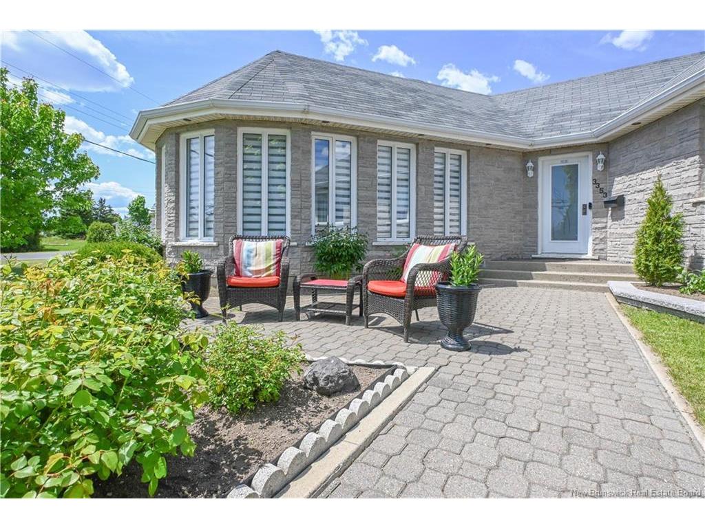 









3353


rue Centenaire

ST,
Tracadie,




NB
E1X 1A6

