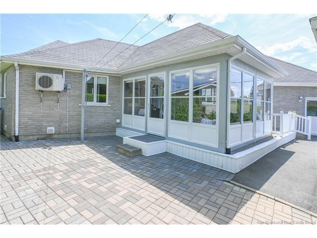 









3353


rue Centenaire

ST,
Tracadie,




NB
E1X 1A6

