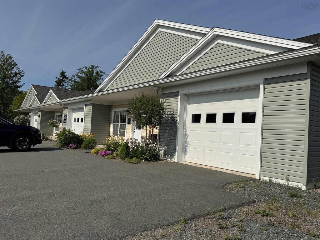 












78 & 84 Wynn Road

,
Truro,




NS
B2N 1A7

