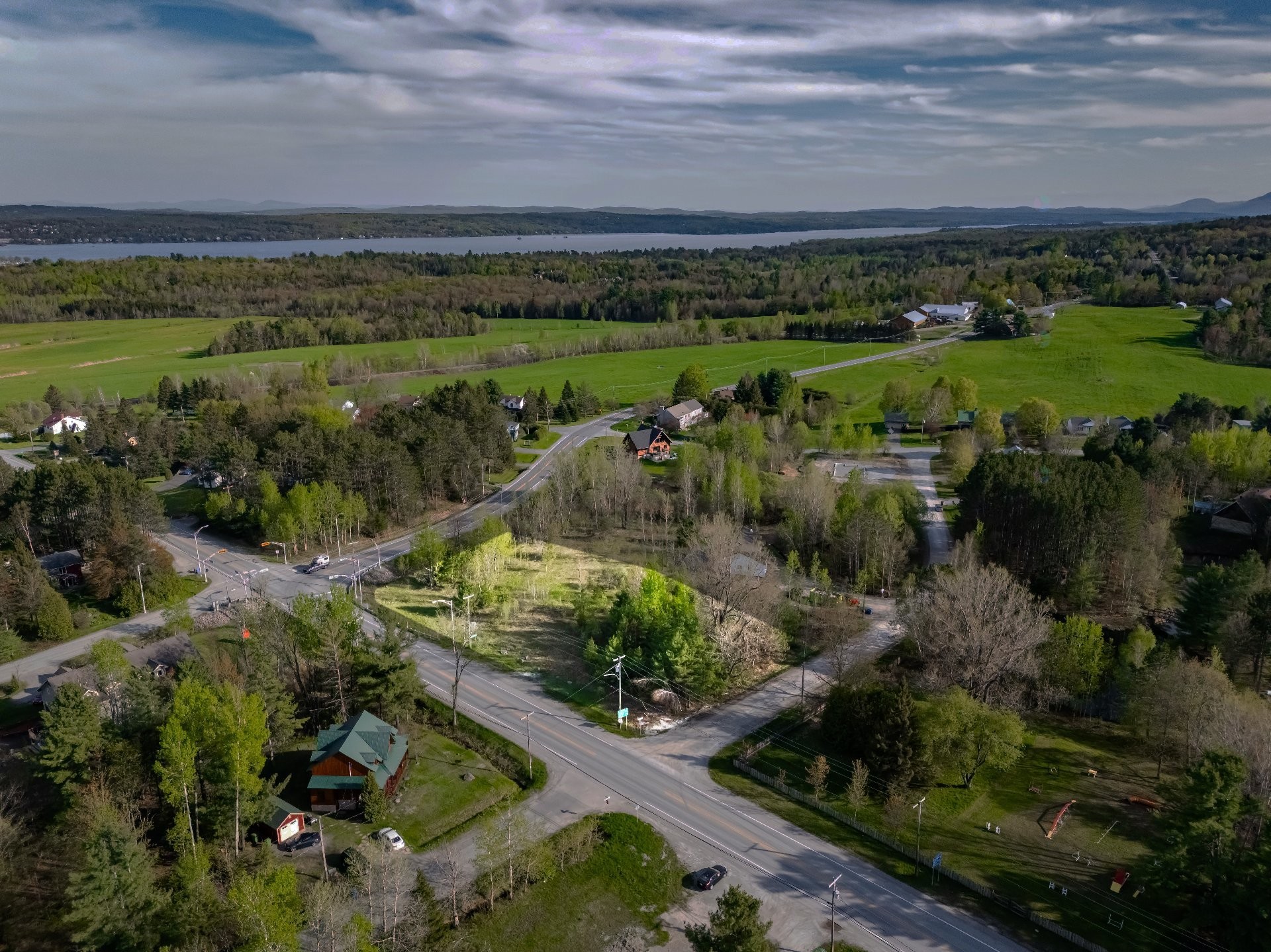 












Rue Principale O.

,
Magog,







QC
J1X7Y7

