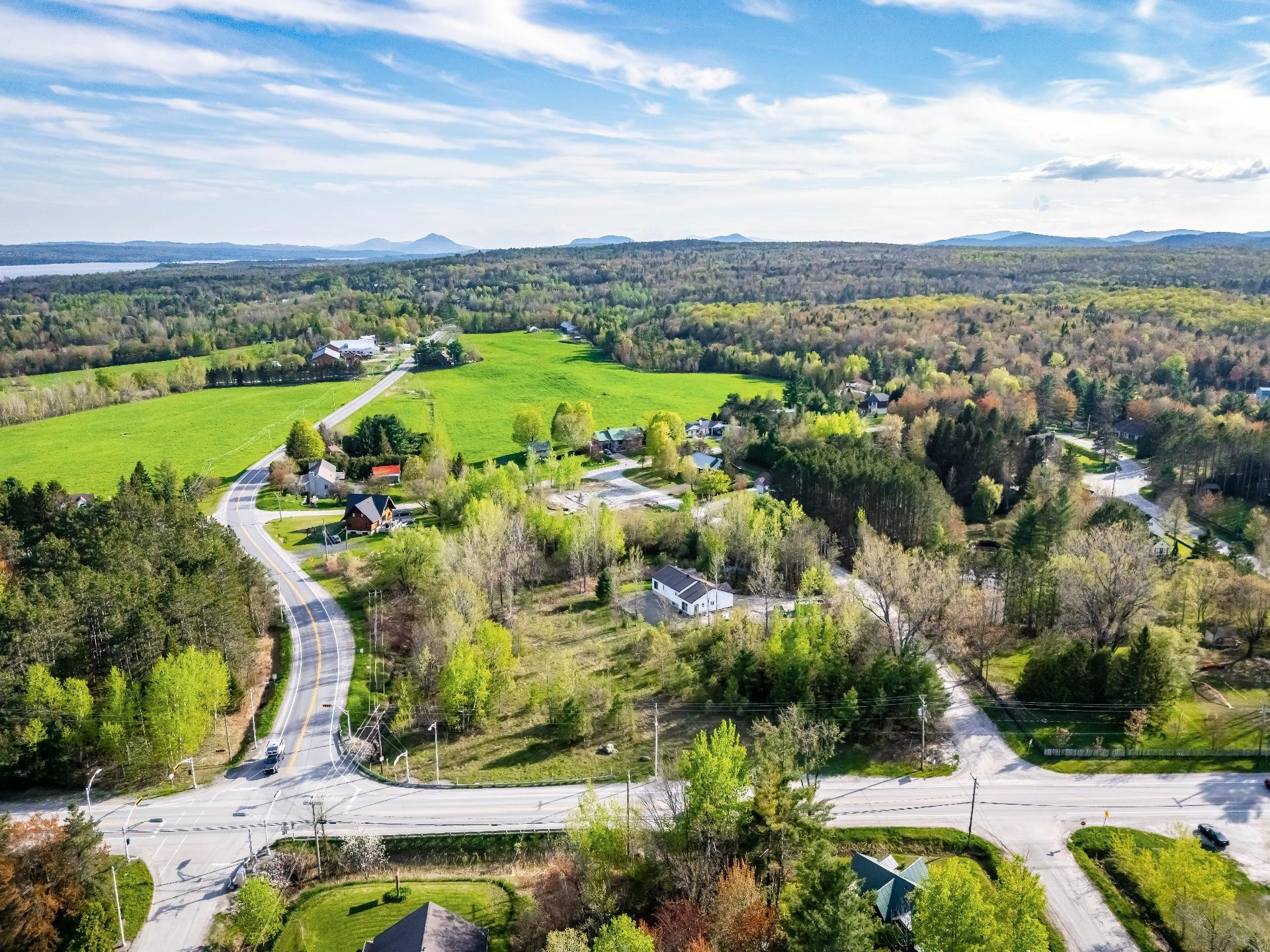 












Rue Principale O.

,
Magog,







QC
J1X7Y7

