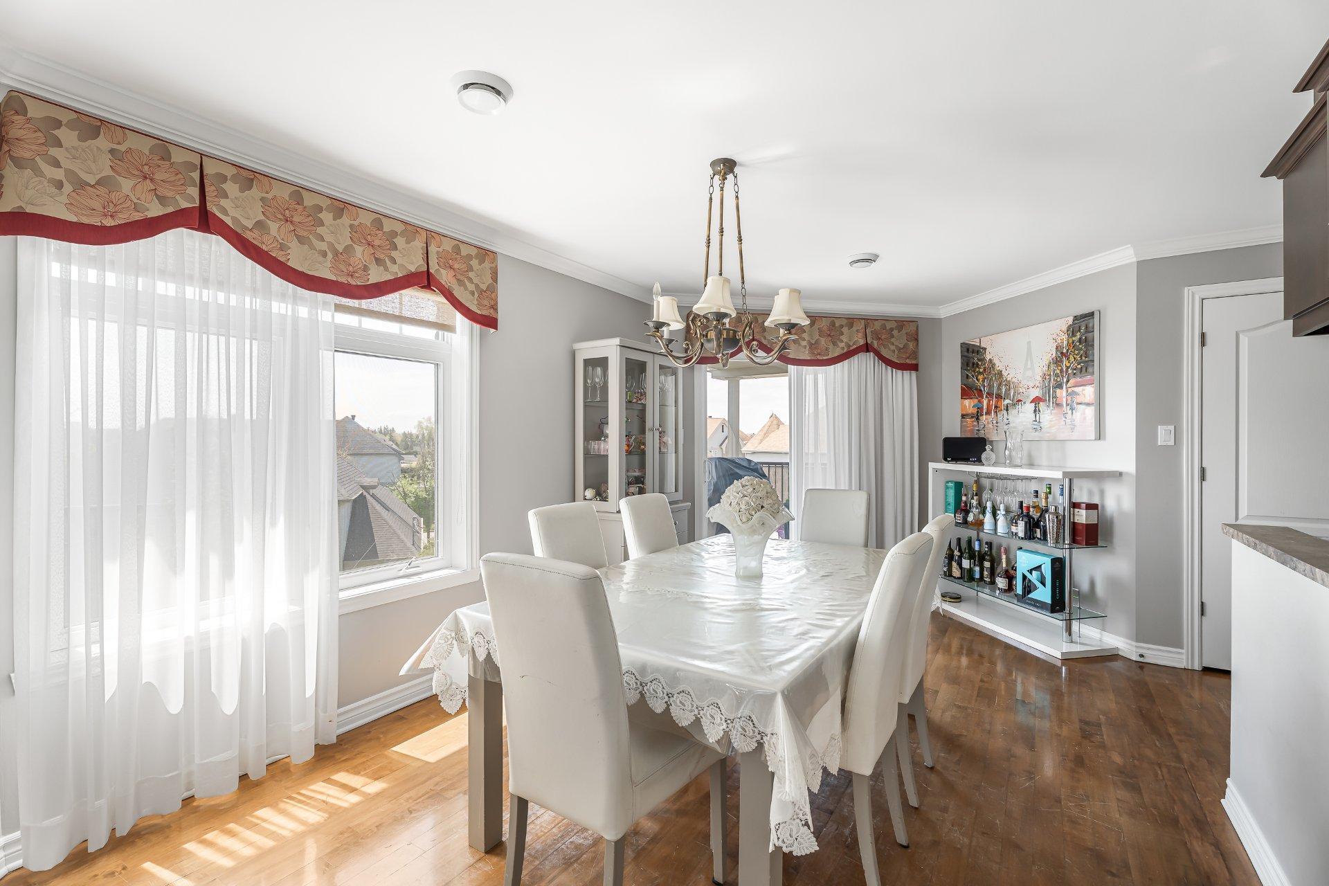 









50


37e Avenue E.

, 105,
Blainville,




QC
J7C5Z5

