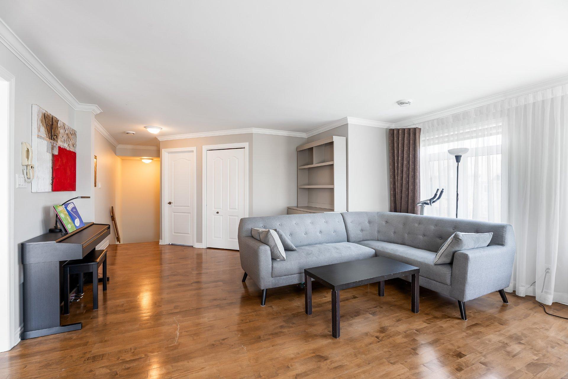 









50


37e Avenue E.

, 105,
Blainville,




QC
J7C5Z5

