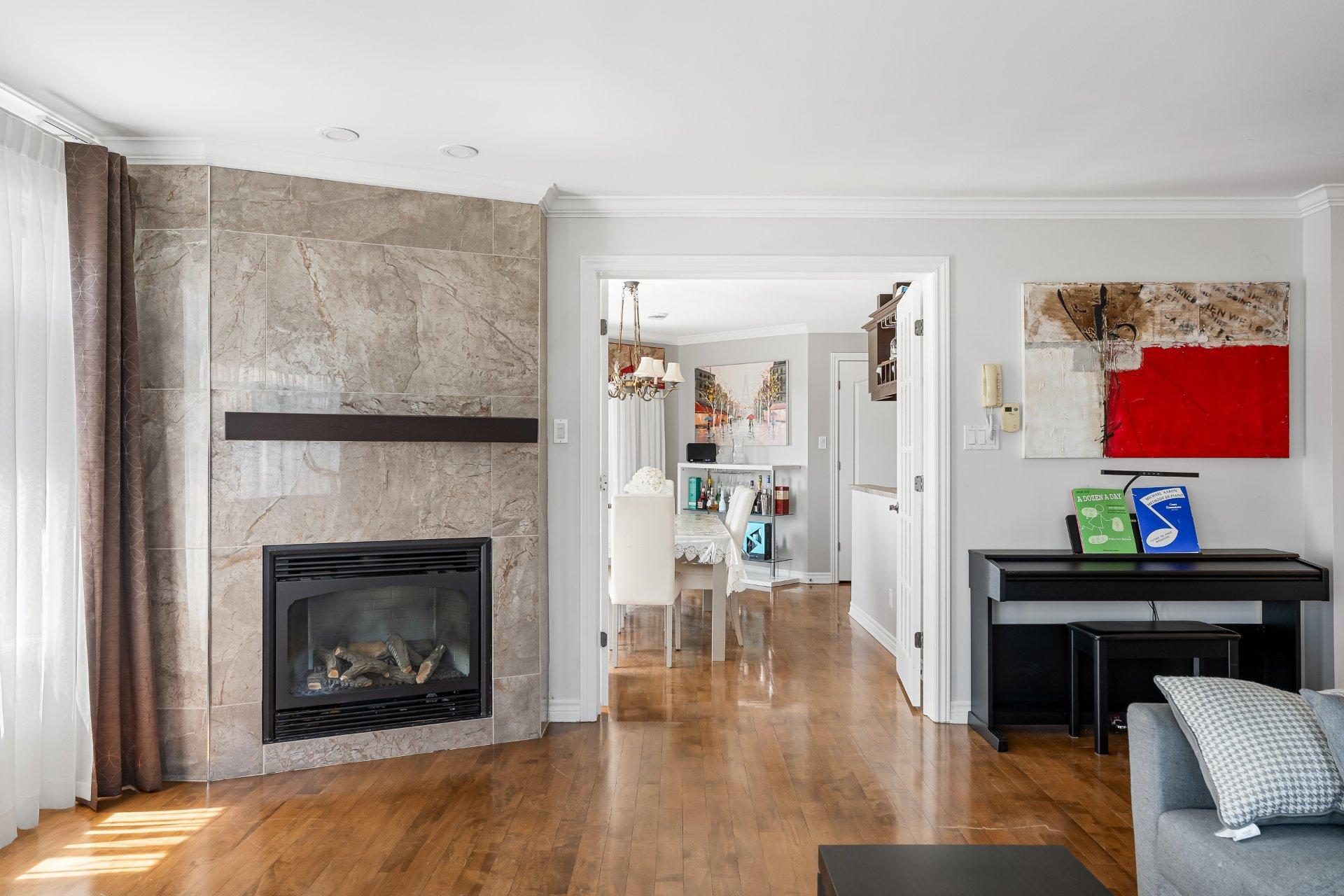 









50


37e Avenue E.

, 105,
Blainville,




QC
J7C5Z5

