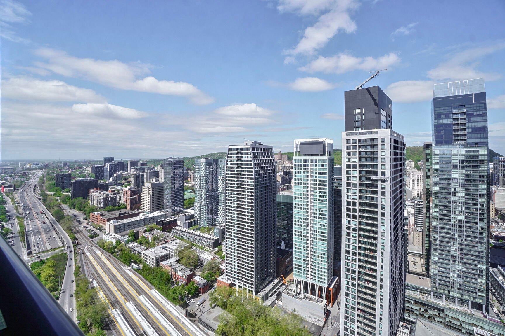 









1288


Rue St-Antoine O.

, 5106,
Montréal (Ville-Marie),




QC
H3C0X6

