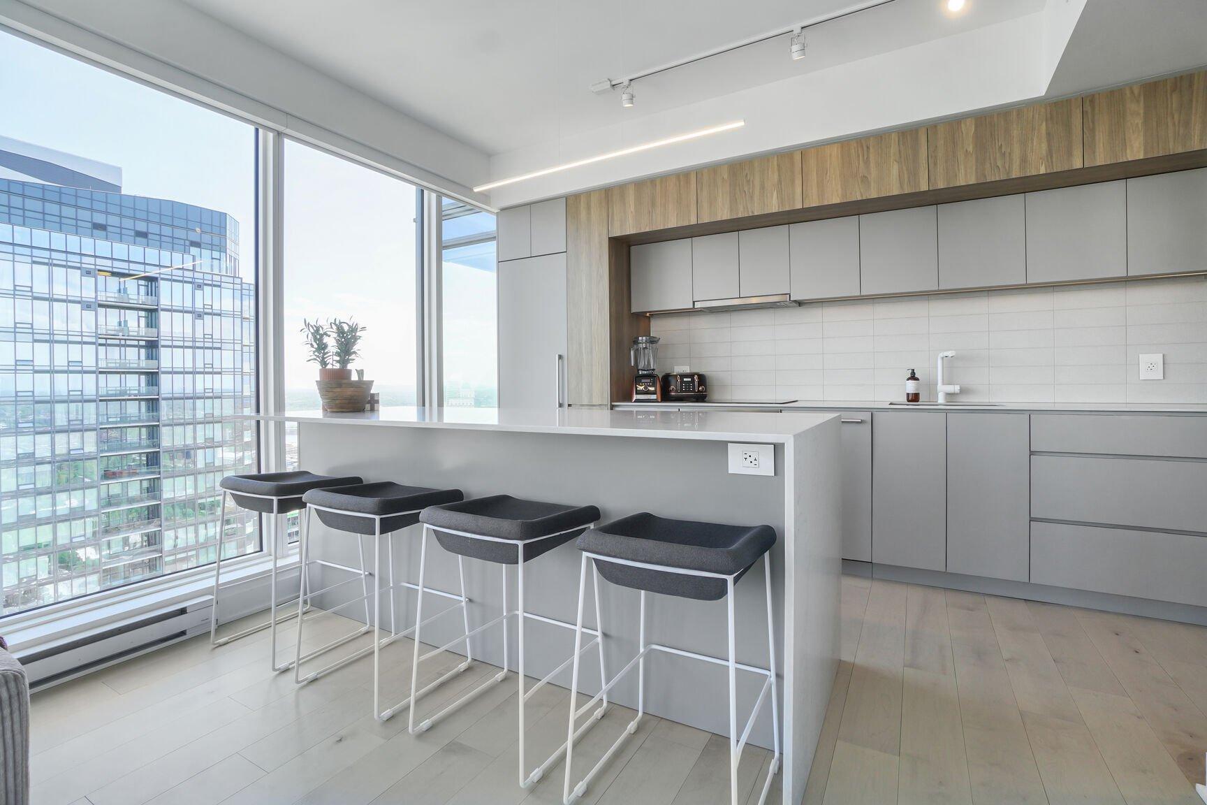 









1288


Rue St-Antoine O.

, 5106,
Montréal (Ville-Marie),




QC
H3C0X6

