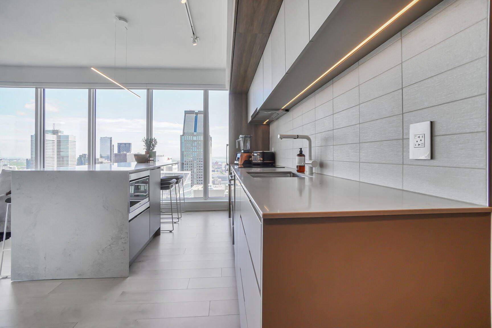 









1288


Rue St-Antoine O.

, 5106,
Montréal (Ville-Marie),




QC
H3C0X6

