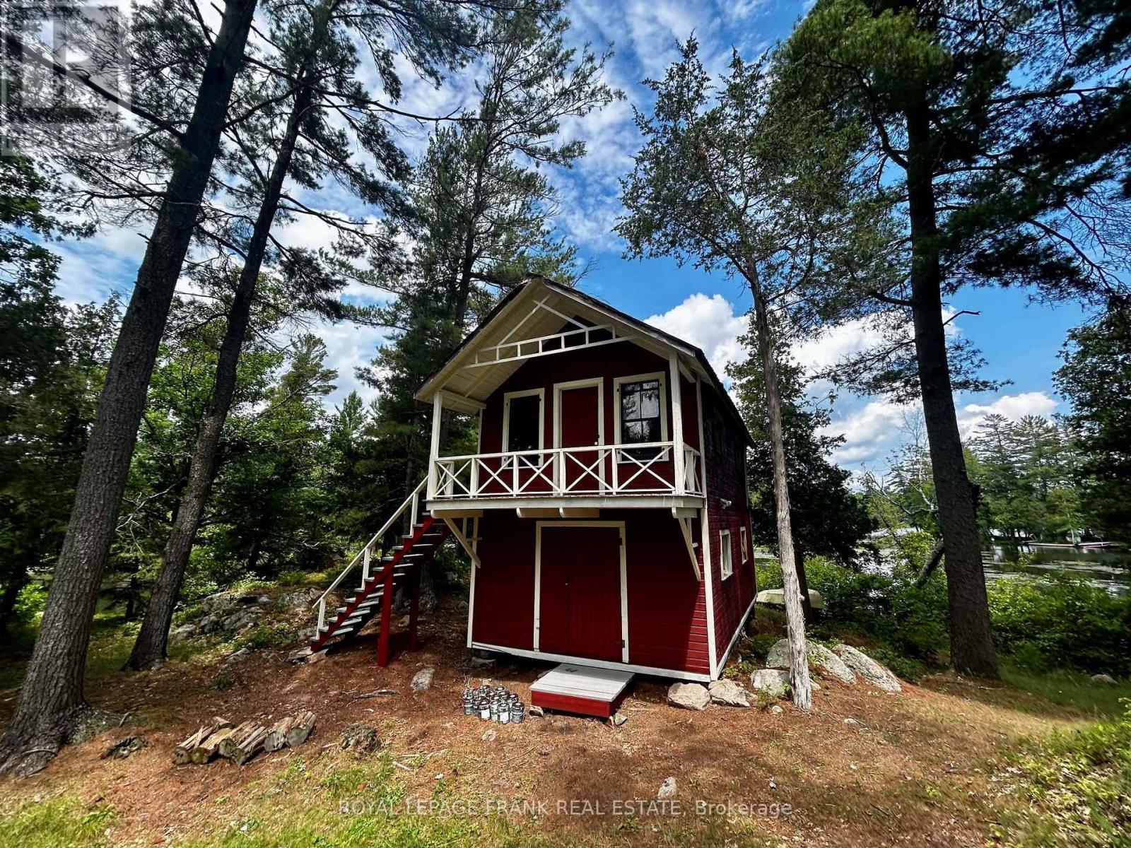 












2295 STONY LAKE ISL 17

,
North Kawartha,




Ontario
K0L2H0

