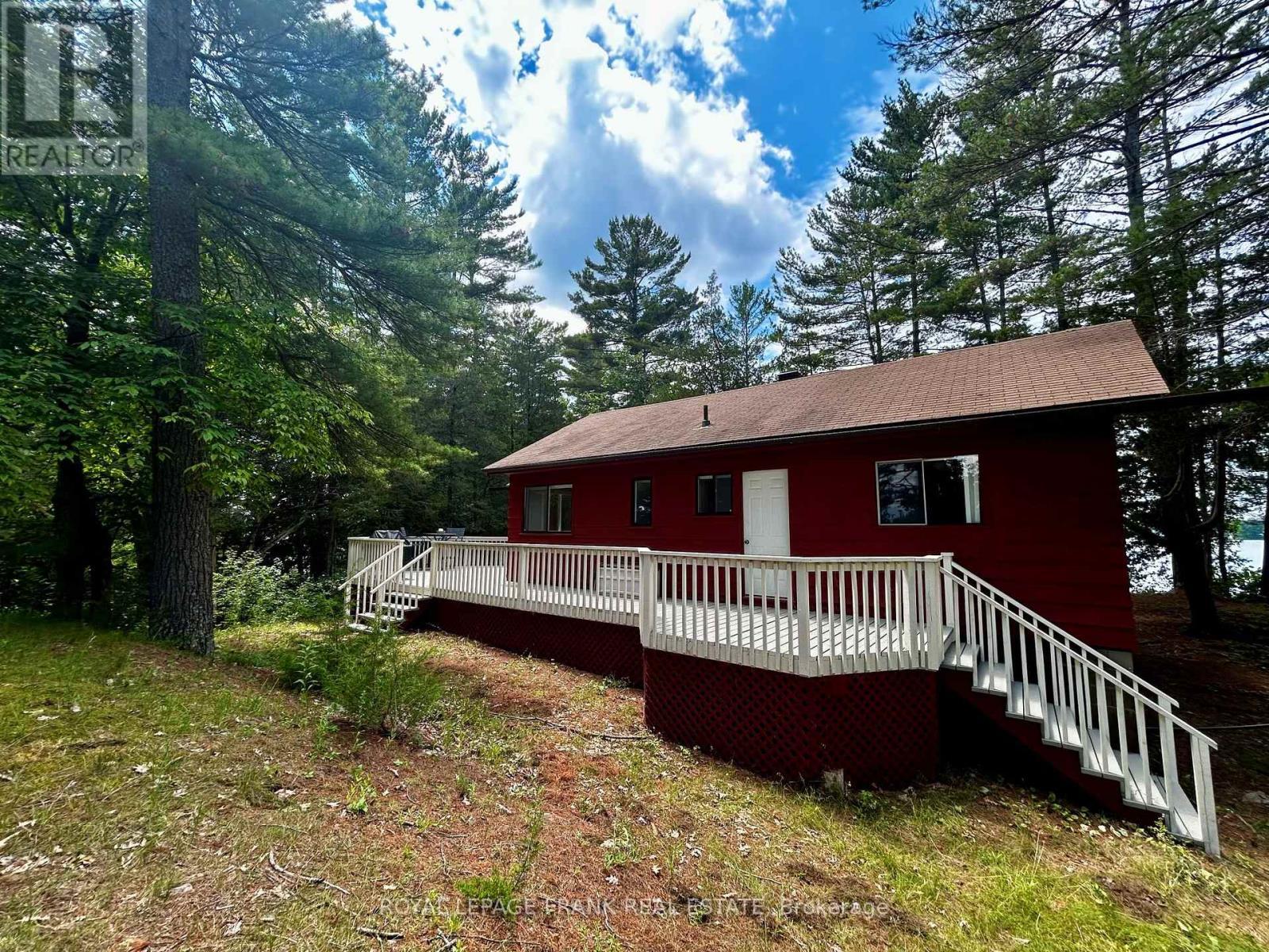 












2295 STONY LAKE ISL 17

,
North Kawartha,




Ontario
K0L2H0

