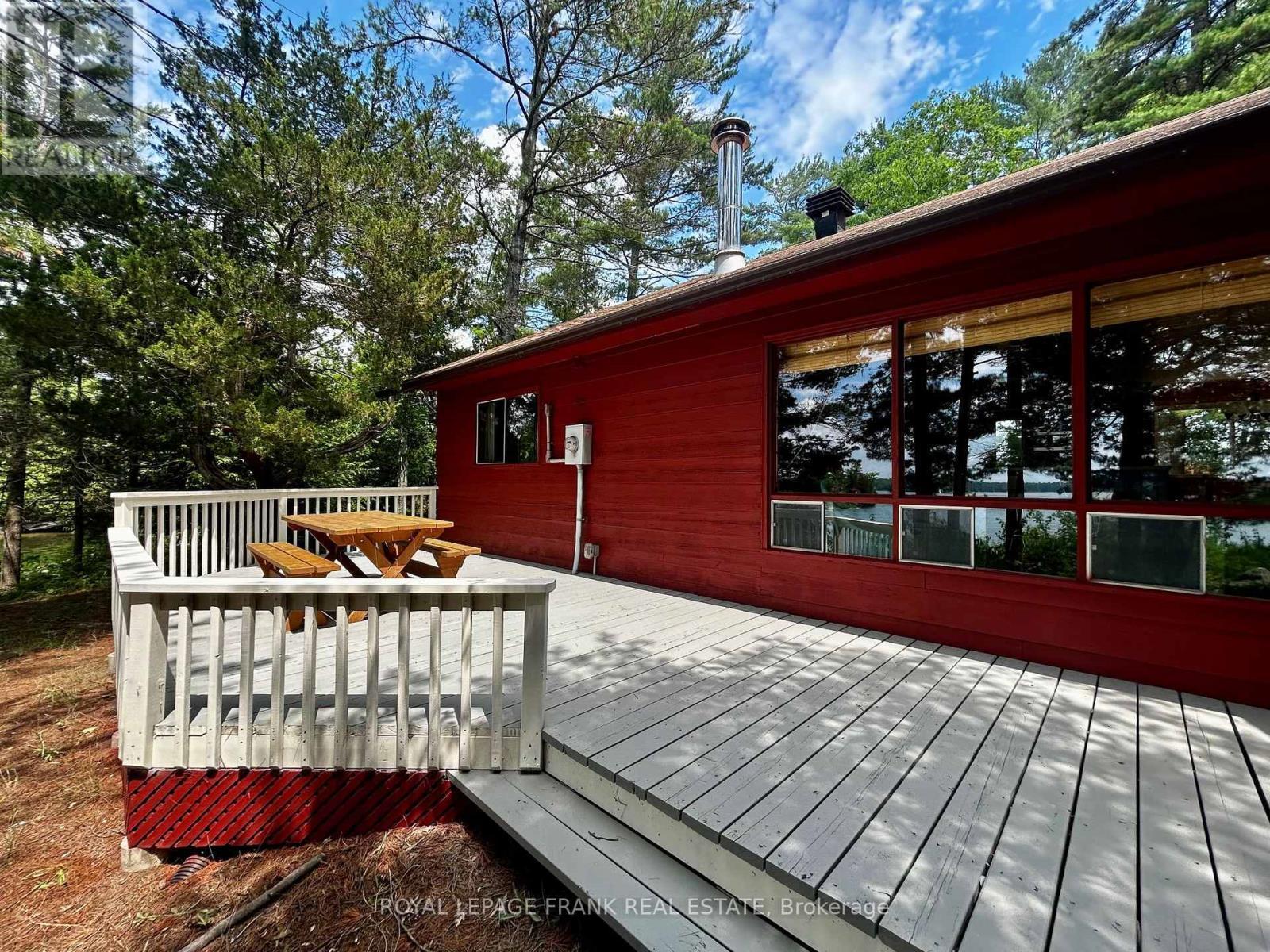 












2295 STONY LAKE ISL 17

,
North Kawartha,




Ontario
K0L2H0

