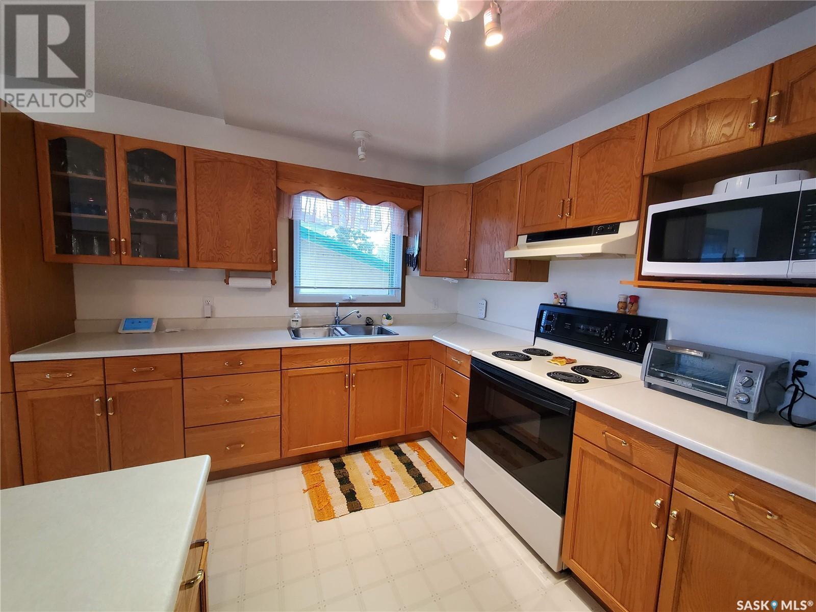












905 Togo AVENUE

,
Kamsack,




Saskatchewan
S0A1S0

