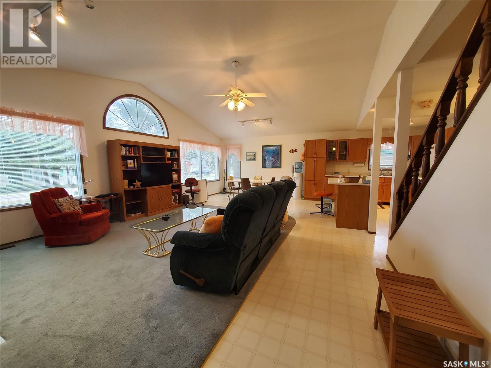 












905 Togo AVENUE

,
Kamsack,




Saskatchewan
S0A1S0

