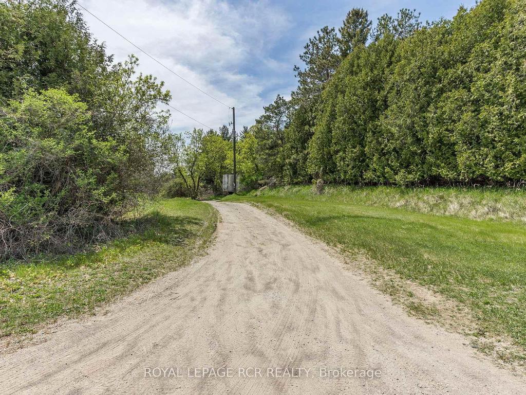 









1092


Ballycroy

Road,
Adjala-Tosorontio,




ON
L0N 1P0

