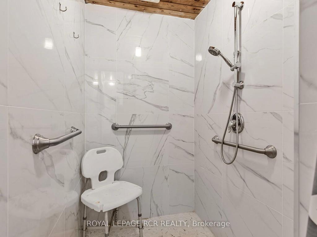 









1092


Ballycroy

Road,
Adjala-Tosorontio,




ON
L0N 1P0

