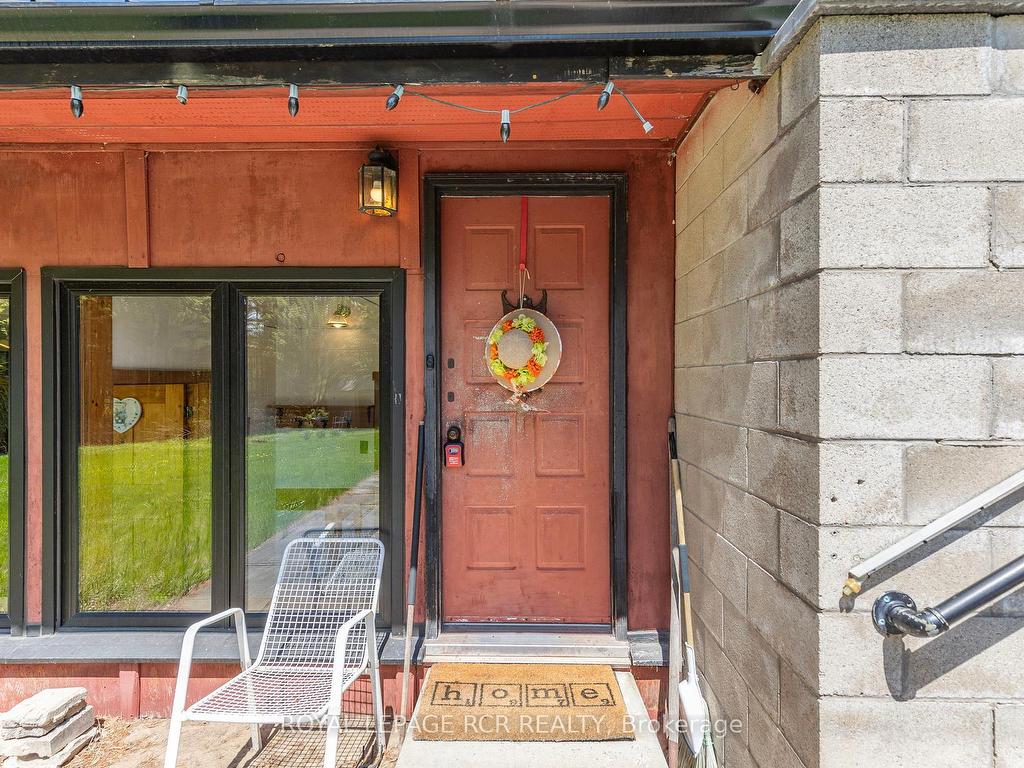 









1092


Ballycroy

Road,
Adjala-Tosorontio,




ON
L0N 1P0

