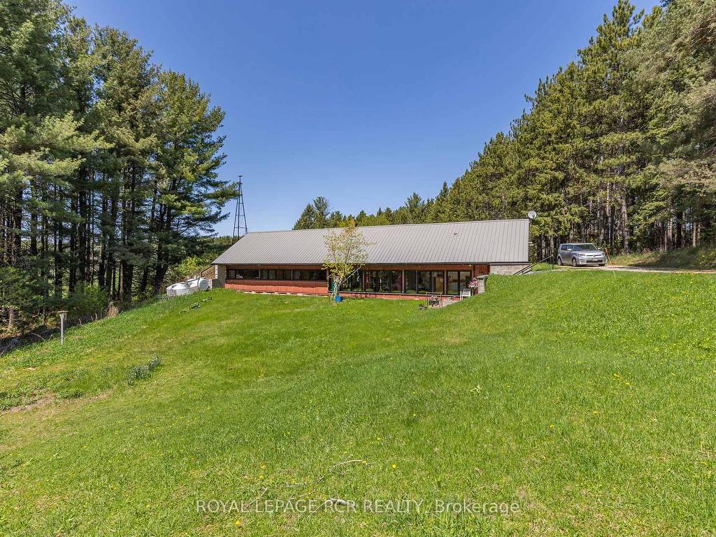 









1092


Ballycroy

Road,
Adjala-Tosorontio,




ON
L0N 1P0

