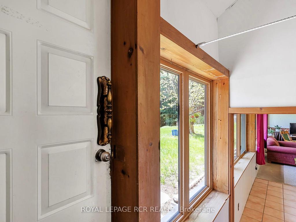 









1092


Ballycroy

Road,
Adjala-Tosorontio,




ON
L0N 1P0

