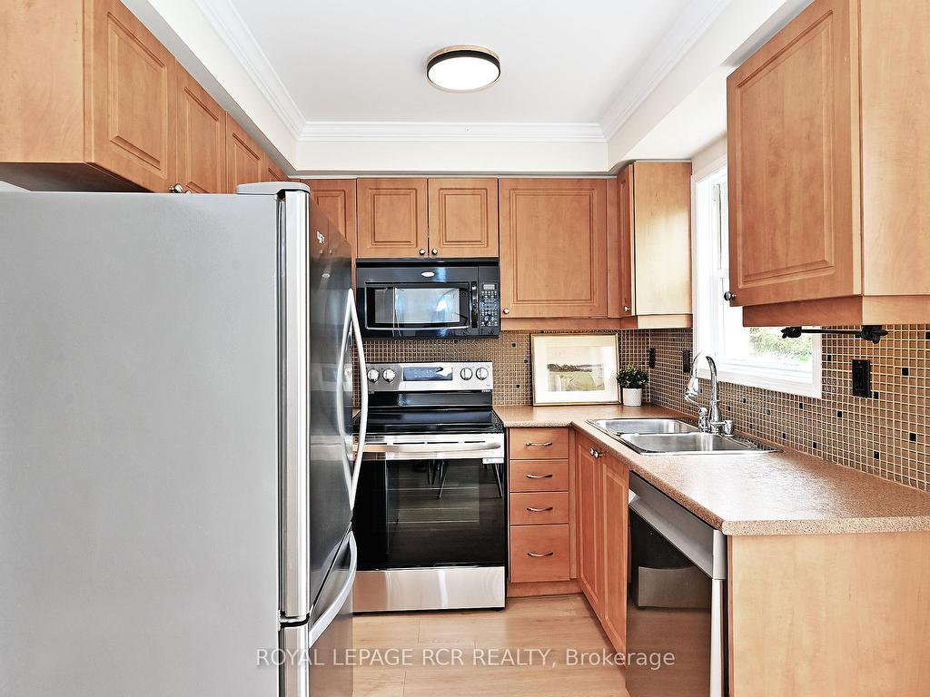 









28


Wyatt

Lane,
Aurora,




ON
L4G 7E4

