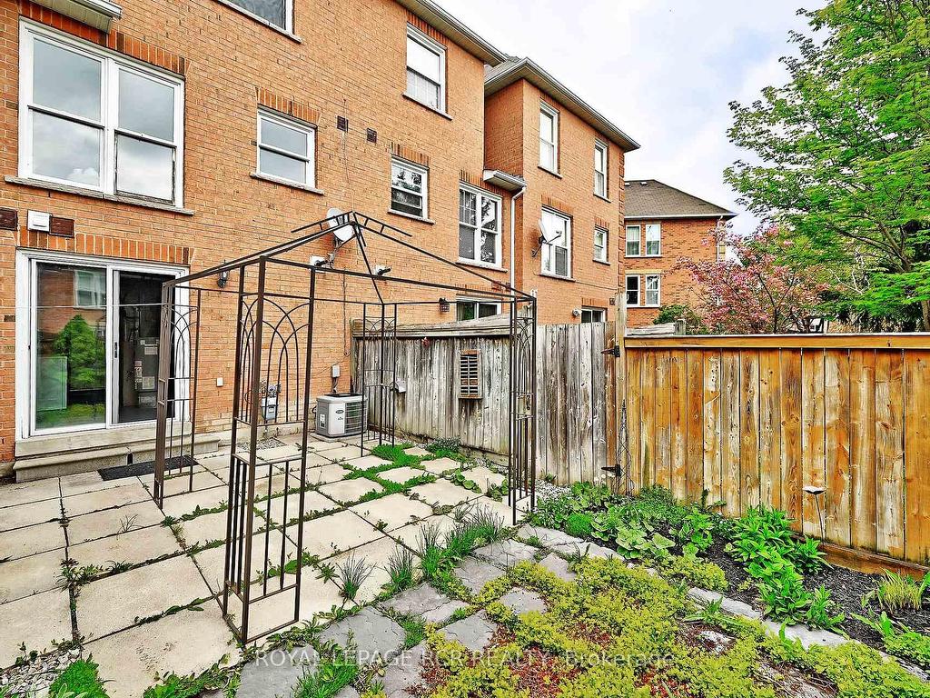 









28


Wyatt

Lane,
Aurora,




ON
L4G 7E4

