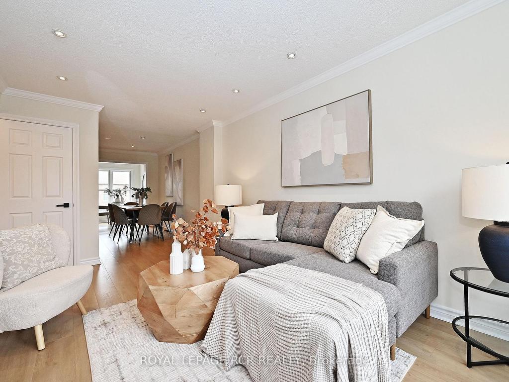 









28


Wyatt

Lane,
Aurora,




ON
L4G 7E4

