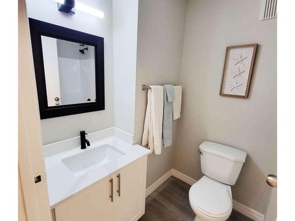 









67


Valleyview

Road, 34,
Kitchener,




ON
N2E 3J1

